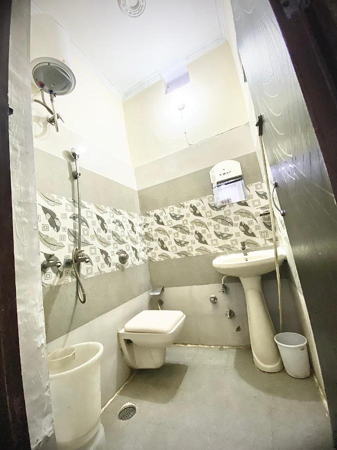 Swaran Hotel Amritszár Kültér fotó