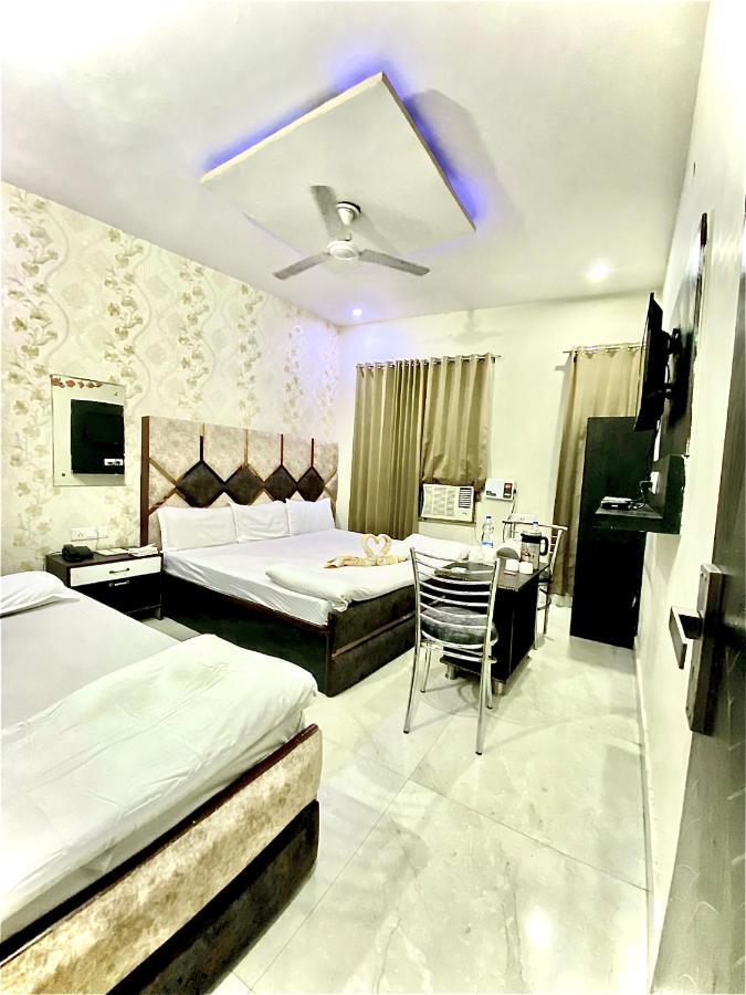 Swaran Hotel Amritszár Kültér fotó